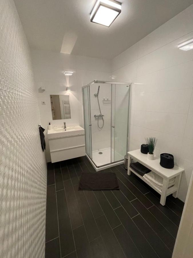 דברצן Gabica Apartman מראה חיצוני תמונה